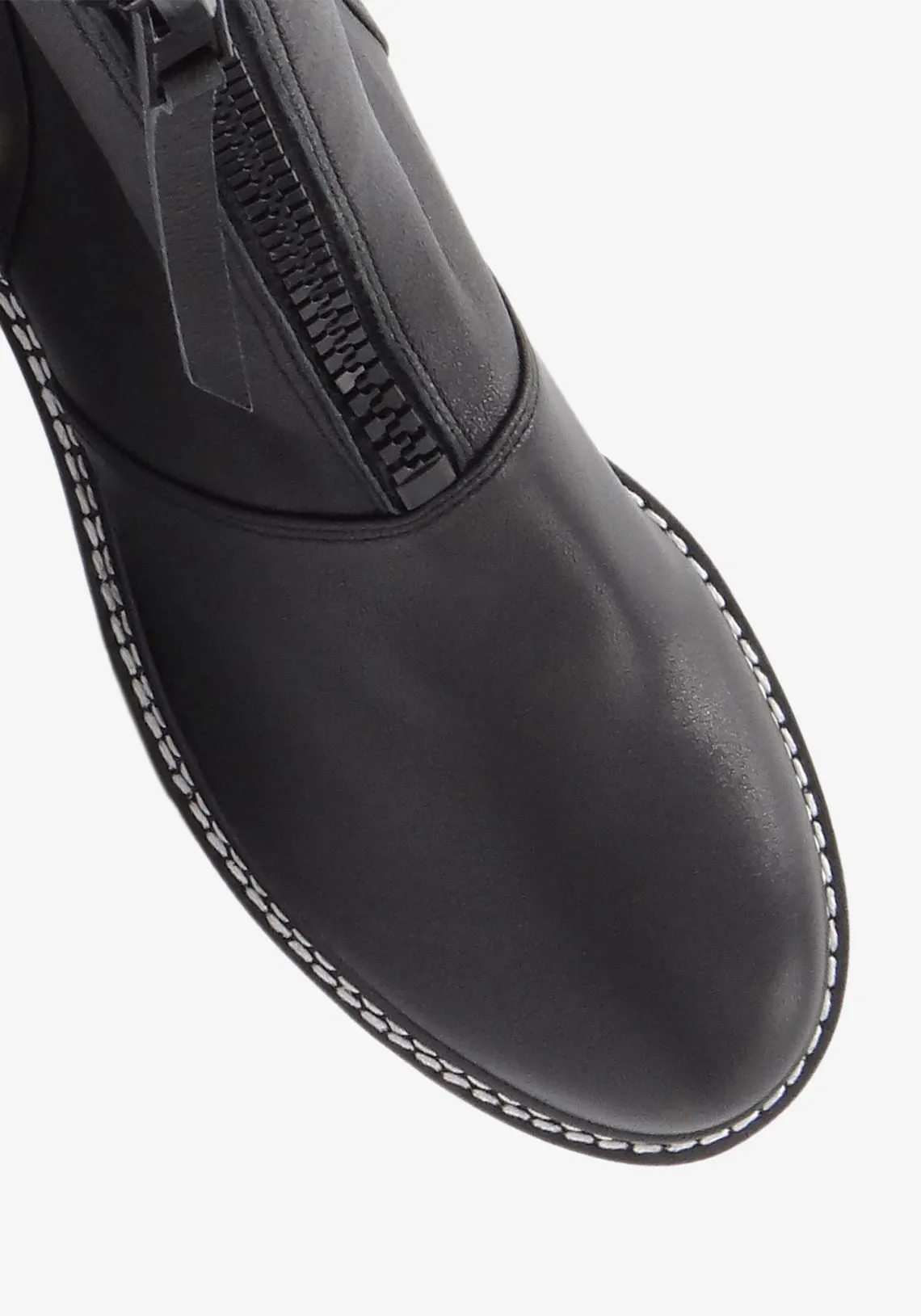 CASTER BOOT BLACK