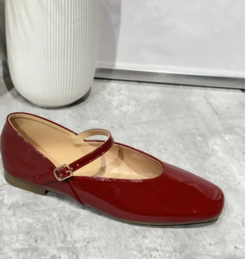 DOLLY Ballet Pumps