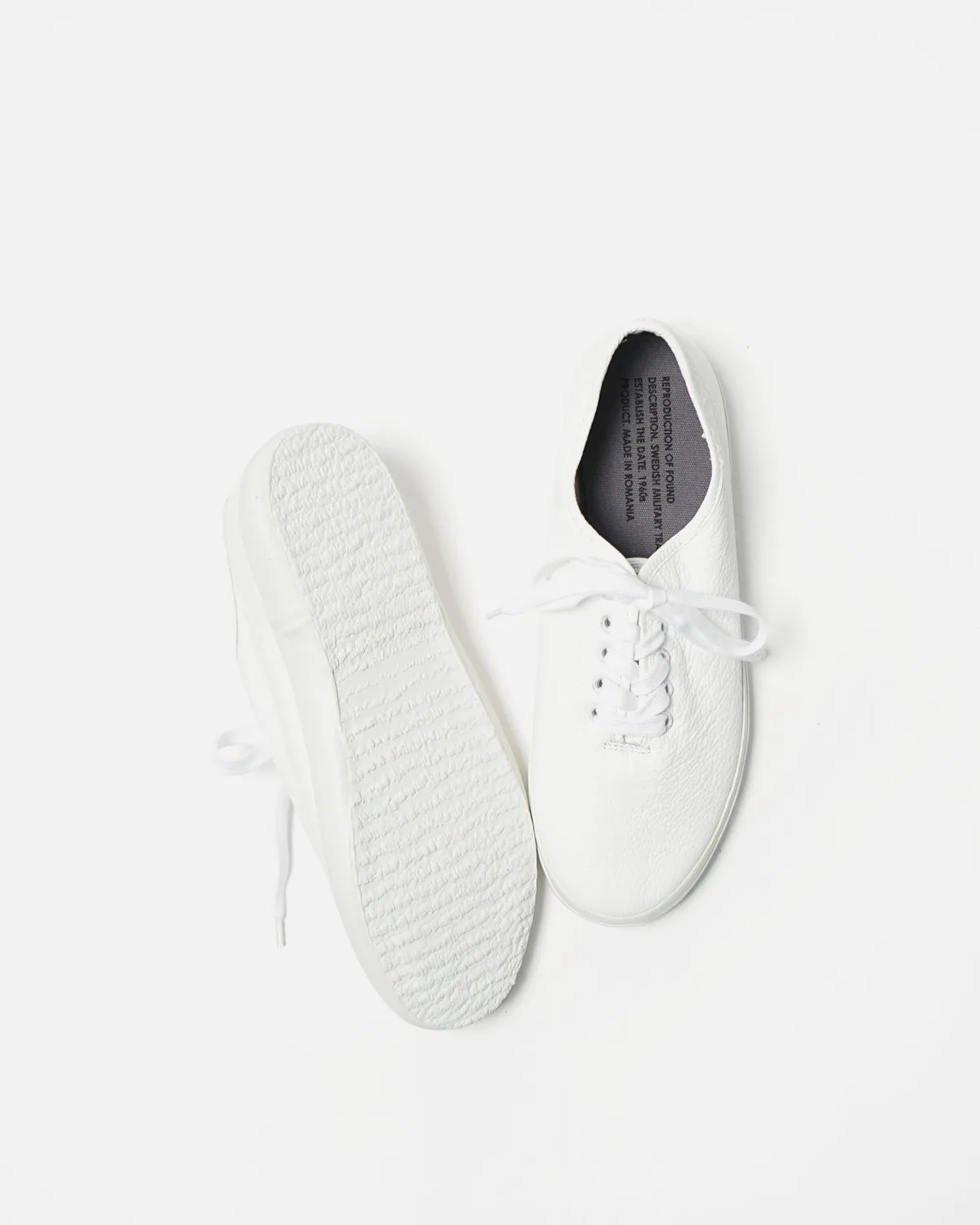 Swedish Military Trainer 4600PL / White