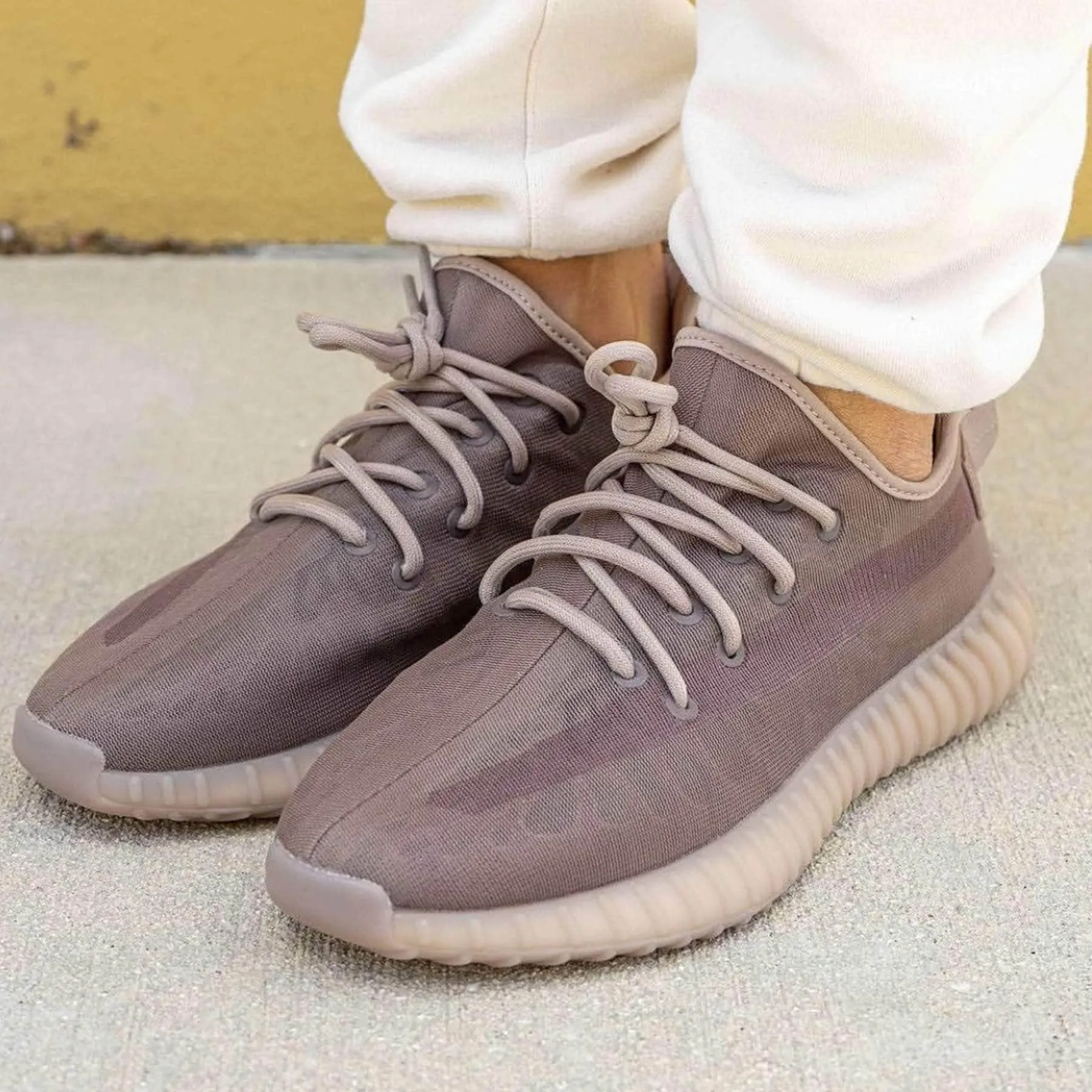 YEEZY BOOST 350 V2 MONO MIST